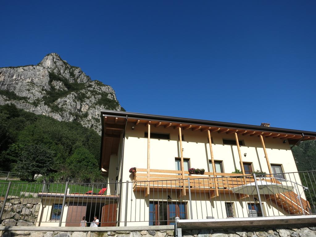 Agriturismo Deviscio 레코 외부 사진